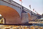 pont Wilson sur la Loire a Tours