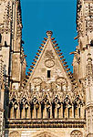gable facade ouest cathedrale St Gatien de Tours