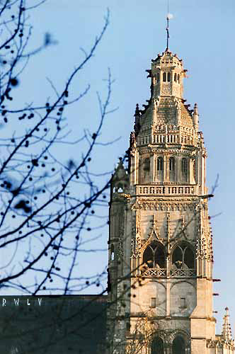 tour nord cathedrale St Gatien de Tours
